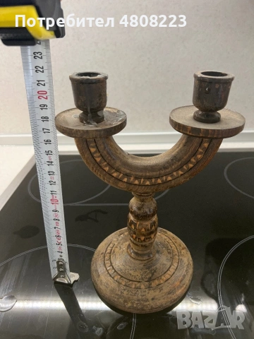 Двоен свещник дърворезба