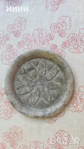 Стара сребърна чиния