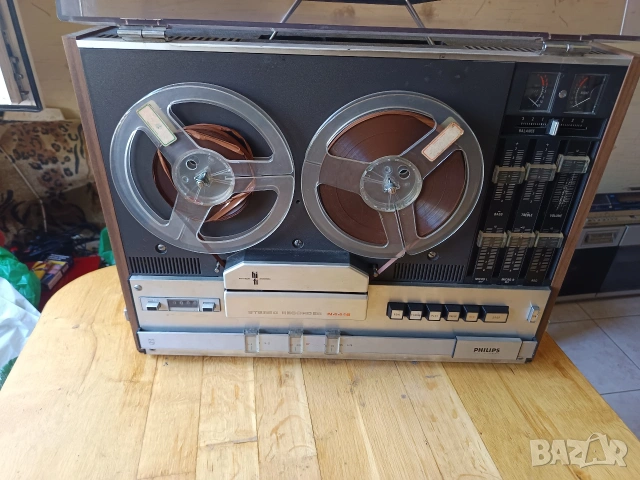 PHILIPS N 4416