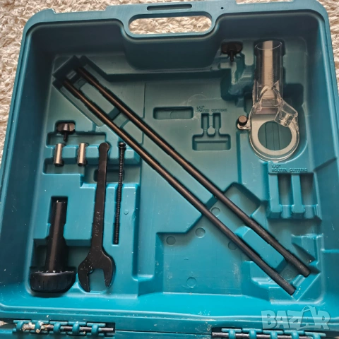 Makita RP2301FC 2.1kW оберфреза, снимка 5 - Други инструменти - 54907398