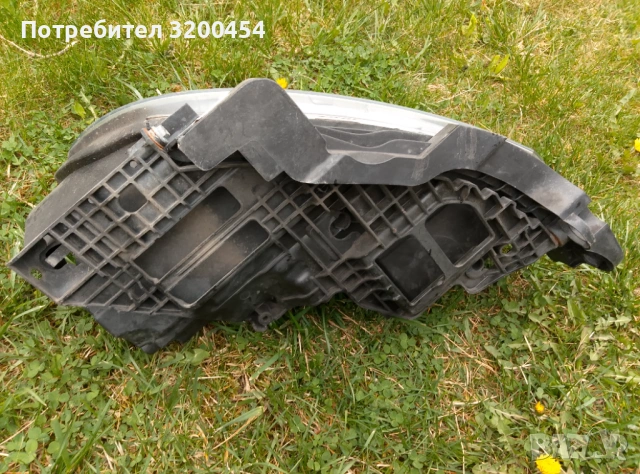 Десен фар за Фолксваген , снимка 3 - Части - 54217373