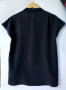 Fendi копринен топ в черно с FF лого на деколтето, снимка 2