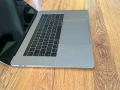 15.4' Core i7 Apple MacBook Pro Late 2016 SG TouchBar 16GB RAM/512GB SSD/Radeon Pro 460 4GB/Бат 4ч, снимка 10