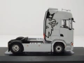 Scania S-Series влекач 2020 - мащаб 1:43 на IXO моделът е нов в PVC дисплей-кейс, снимка 4