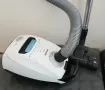 Прахосмукачка SIEMENS 850W, снимка 1