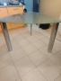 Продавам стъклена масичка с 3 крака, снимка 3