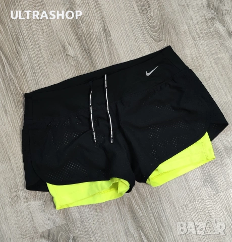 Nike M size Дамски спортни шорти Найк, снимка 2 - Къси панталони и бермуди - 54371936
