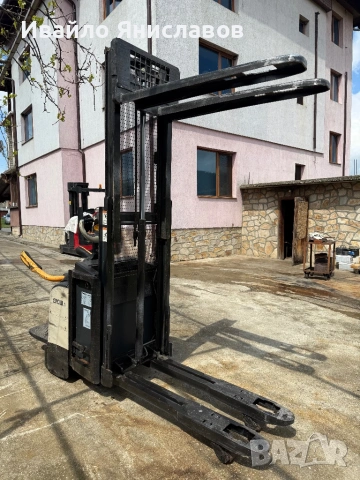 Стакер Crown DT3040, снимка 4 - Индустриална техника - 54391265