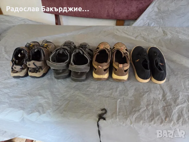 Продавам лот сандали различни номера 