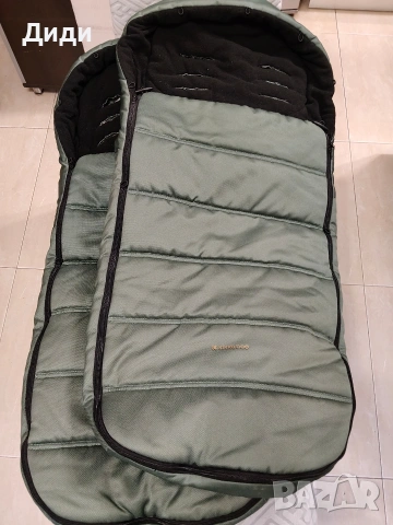 Продавам количка за близнаци Bugaboo Donkey 5 twin, снимка 5 - Детски колички - 54428474