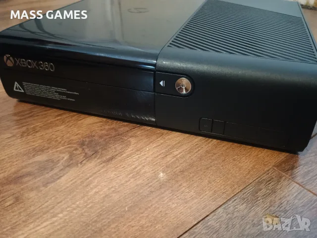 XBOX 360 E СЕРИЯ, снимка 5 - Xbox конзоли - 55565092