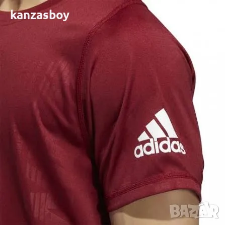 adidas - страхотна мъжка тениска КАТО НОВА М, снимка 2 - Тениски - 55365146