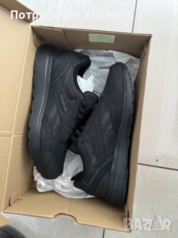 НОВИ маратонки Reebok 44.5 US11, снимка 2 - Маратонки - 55569764