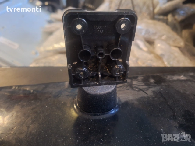 оригинална стойка Телевизор Toshiba модел ,32WV3463DG , снимка 2 - Стойки, 3D очила, аксесоари - 54294791
