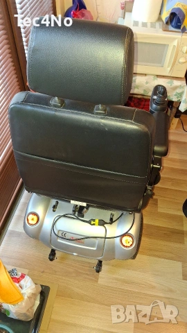 Акумулаторна Инвалина Количка - FAZZINI FS110A - Италия, снимка 6 - Грижа за инвалиди - 54020504