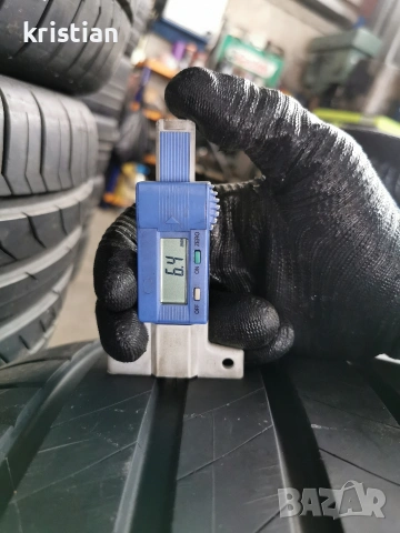 285 35 20 bridgestone 2бр , снимка 2 - Гуми и джанти - 54286089