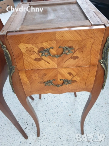 2бр-чифт стари френски дървени конзолни масички-шкафчета за легло, снимка 8 - Шкафове - 54091738