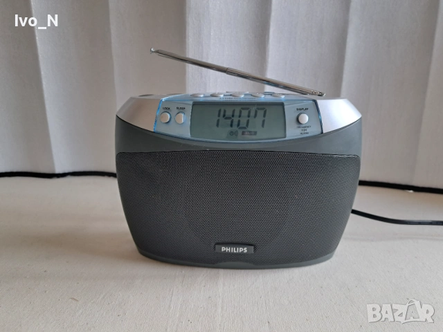 Радио Philips AE 2380.