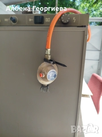 Хладилник за каравана - ELECTROLUC  RM - 185 GT /12 V/ 220 V - GAZ, снимка 3 - Хладилници - 55049378