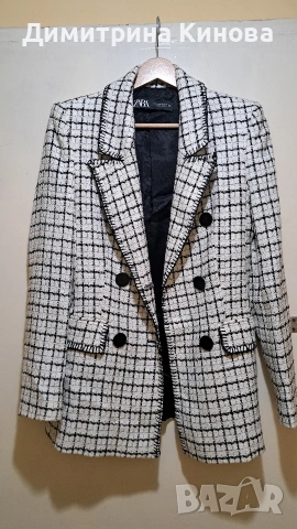 Двуредно сако Zara букле