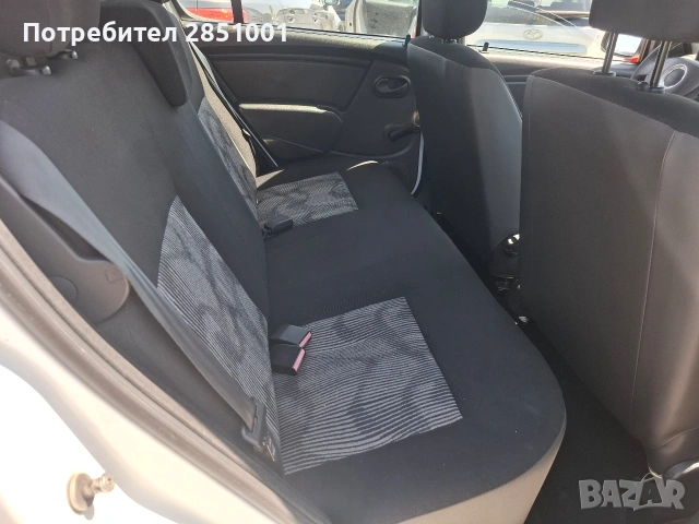 Дачия Сандеро 1.2 Бензин, снимка 11 - Автомобили и джипове - 54339652