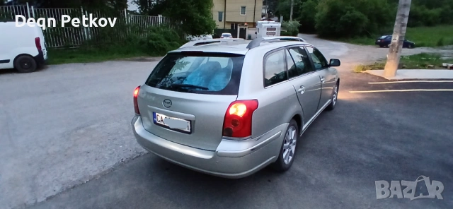 Toyota avensis 2.0 d4d 116hp, снимка 4 - Автомобили и джипове - 54509136