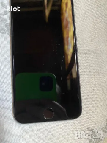 Продавам iPhone 8, снимка 3 - Apple iPhone - 55578074