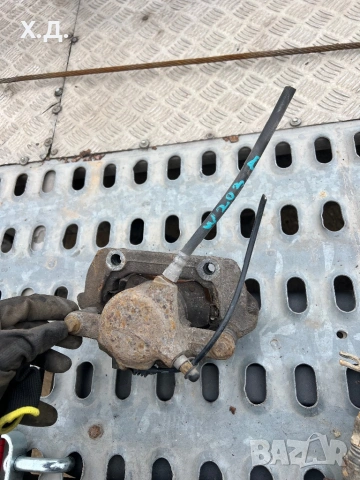 Преден десен спирачен апрат Мерцедес w203 Ц-класа 270cdi 170кс 