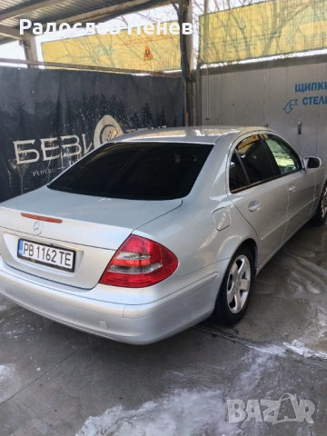 Мерцедес Е220 автоматик 3350евро, снимка 13 - Автомобили и джипове - 54908351