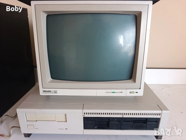 Рядък Колекционерски Компютър Philips P2016-2 (1984) – Работещ, Dual CPU!, снимка 6 - За дома - 54496650