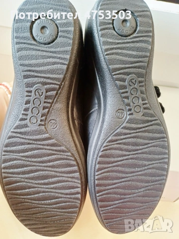 Черни обувки Ecco 40 естествена кожа , снимка 6 - Дамски ежедневни обувки - 54368082