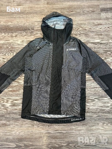 Оригинално мъжко водонепромокаемо яке Adidas Terrex размер С, снимка 3 - Якета - 54383063