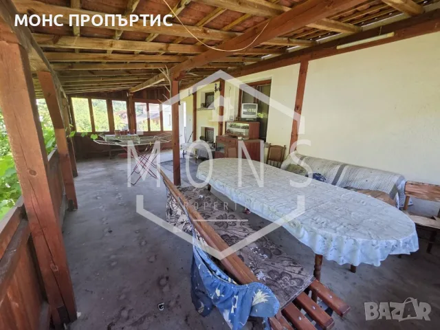 Двуетажна просторна къща в село Стоките, обл. Габрово., снимка 16 - Къщи - 55349179