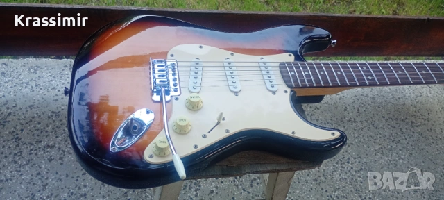 Squier Bullet Strat by Fender. Електрическа китара., снимка 3 - Китари - 54805451