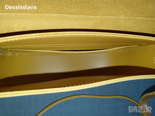 Дамска чанта в цвят горчица, снимка 4 - Чанти - 55002827