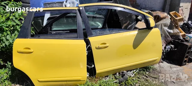 Врата предна задна дясна Nissan Note 1.5DCI K9K 2010г. E11