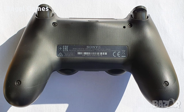 Dualshock джойстик оригинален Плейстейшън 4 Playstation PS4 joystick, снимка 2 - Аксесоари - 54195272