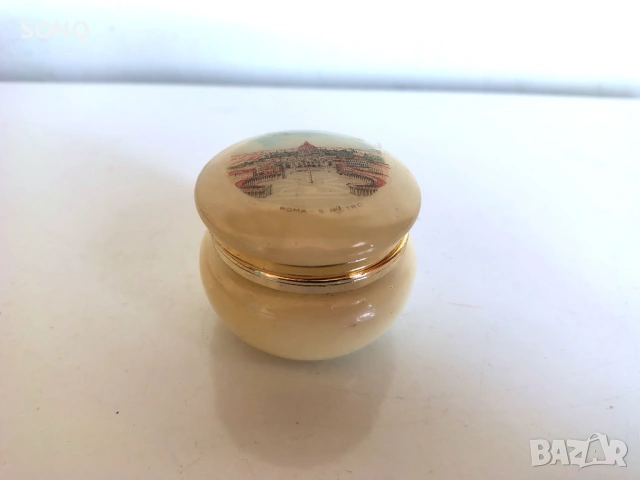 Прекрасна Италианска Кутийка От Алабастър