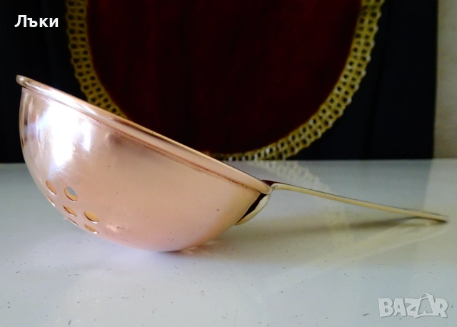 Медна цедка за чай,чиста червена мед. , снимка 3 - Антикварни и старинни предмети - 54160393