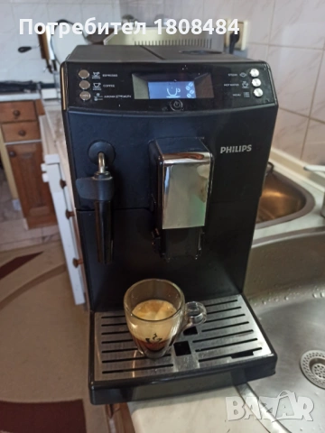 Кафеавтомат Филипс Саеко работи добре и прави хубаво кафе 