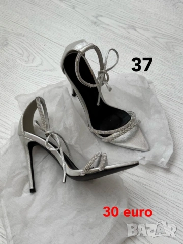 Малка чанта Zara Gucci Chanel Gucci сак Kipling Фитнес, снимка 15 - Чанти - 44629176