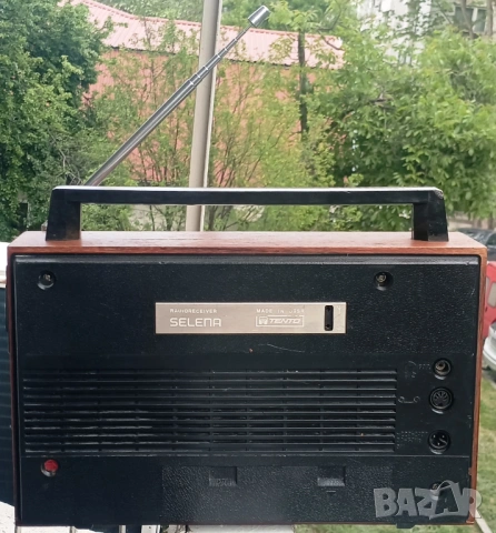 76📻✨ Върни си спомените с реставрираното SELENA B216 – 40 €, снимка 3 - Антикварни и старинни предмети - 54520171