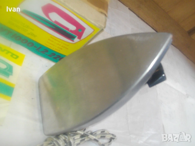 Нова СССР 1987г. ЕЛЕКТРИЧЕСКА ЮТИЯ 1000 Вата Модел УТ произвеждан за България НРБ с терморегулатор, снимка 14 - Ютии - 54011042