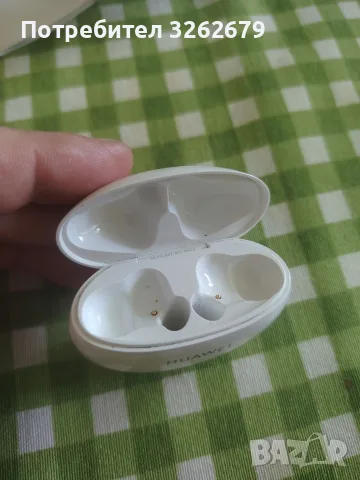 Huawei FreeBuds кутийка за зареждане , снимка 2 - Безжични слушалки - 55358516