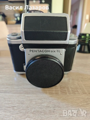 Фотоапарат PENTACON six TL с два обектива и аксесоари , снимка 2 - Фотоапарати - 54689430