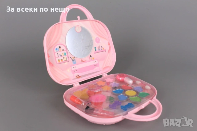 ✨ Детски комплект гримове в куфарче 