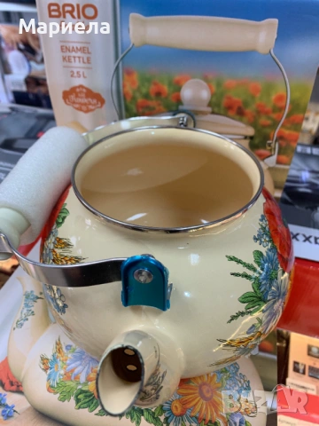 Емайлиран чайник Brio 2,5 литра, снимка 8 - Съдове за готвене - 53962431