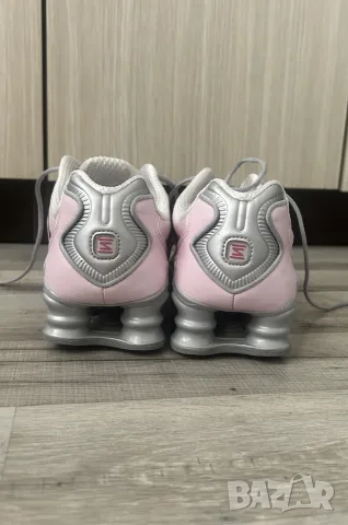 обувки nike shox , снимка 3 - Маратонки - 55364414