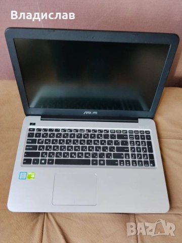 Asus R556UQK FullHD Intel Core i7 /12GB/SSD 256GB/ 2часа батерия/чанта