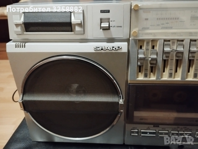 Радио касетофон SHARP GF-575, снимка 8 - Радиокасетофони, транзистори - 54602860